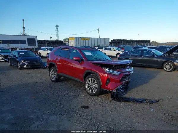 2T3A1RFV2SW599877 2025 TOYOTA RAV 4 - Image 1