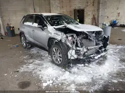 2T3A1RFV3KW064119 2019 TOYOTA RAV 4