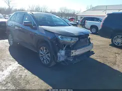 2T3A1RFV3KW068588 2019 TOYOTA RAV 4
