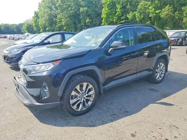 2T3A1RFV3LC126718 2020 TOYOTA RAV 4 - Image 1