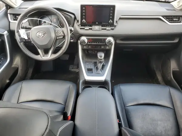 2T3A1RFV3MC146386 2021 TOYOTA RAV 4 - Image 8