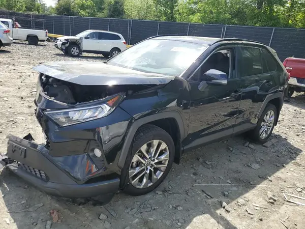 2T3A1RFV3MC195877 2021 TOYOTA RAV 4 - Image 1
