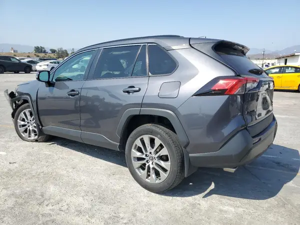2T3A1RFV3MW142028 2021 TOYOTA RAV 4 - Image 2