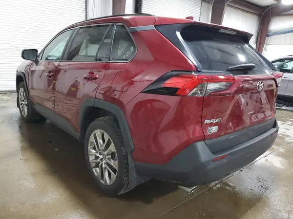 2T3A1RFV3MW182593 2021 TOYOTA RAV 4 - Image 2