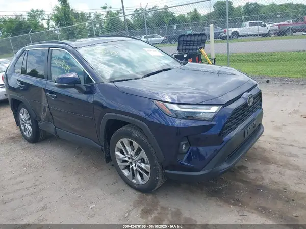 2T3A1RFV3PW354030 2023 TOYOTA RAV 4 - Image 1