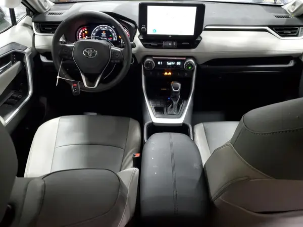 2T3A1RFV3RC475063 2024 TOYOTA RAV 4 - Image 8