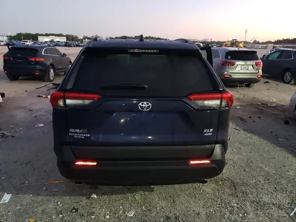 2025 TOYOTA RAV 4 auction photo 6