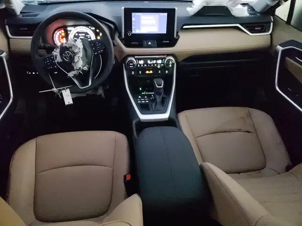 2025 TOYOTA RAV 4 auction photo 8