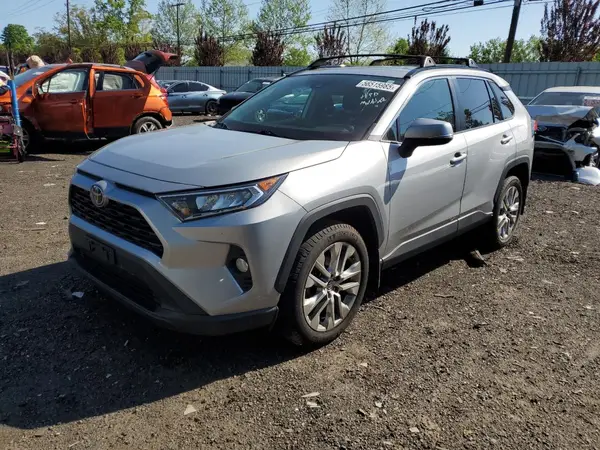 2T3A1RFV4LW128072 2020 TOYOTA RAV 4 - Image 1