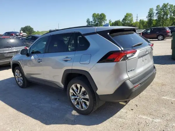 2T3A1RFV4MC179901 2021 TOYOTA RAV 4 - Image 2
