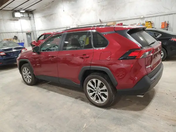 2T3A1RFV4MW177385 2021 TOYOTA RAV 4 - Image 2