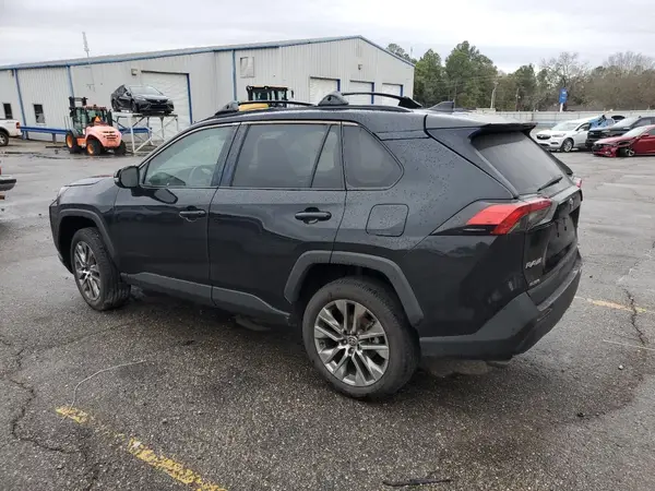 2T3A1RFV4NW310938 2022 TOYOTA RAV 4 - Image 2