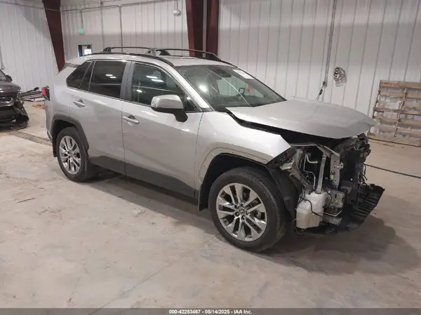2T3A1RFV4RW434469 2024 TOYOTA RAV 4 - Image 1