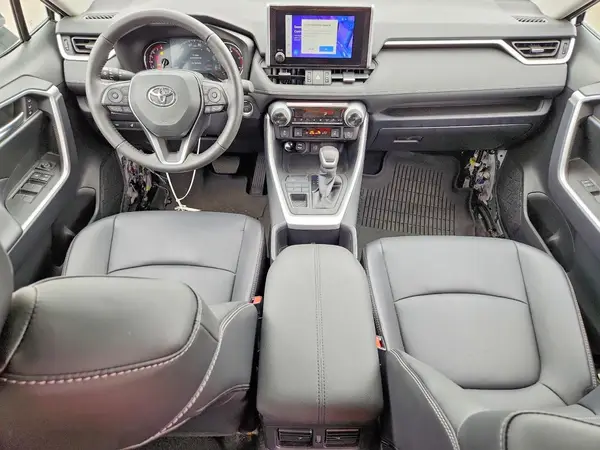 2025 TOYOTA RAV 4 auction photo 8