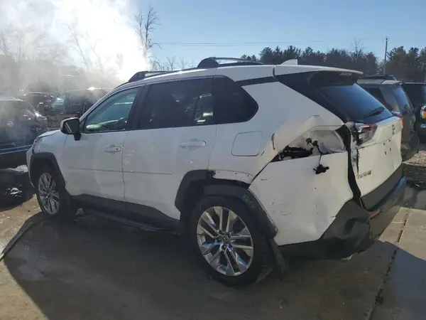 2T3A1RFV5KW042879 2019 TOYOTA RAV 4 - Image 2