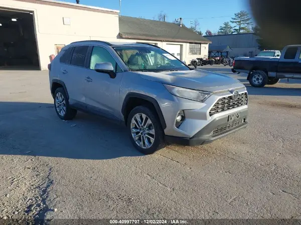 2T3A1RFV5LC134979 2020 TOYOTA RAV 4 - Image 1