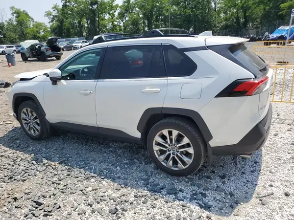 2T3A1RFV5MW158778 2021 TOYOTA RAV 4 - Image 2