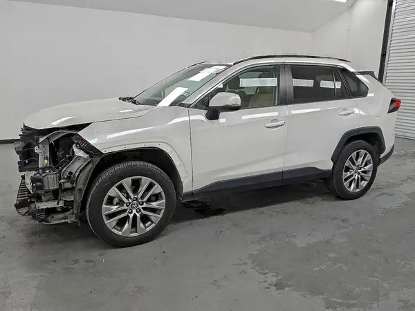 2T3A1RFV5NW318725 2022 TOYOTA RAV 4 - Image 1
