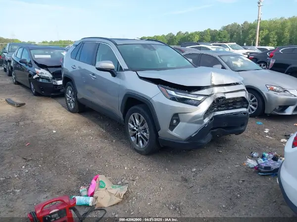 2T3A1RFV5NW327439 2022 TOYOTA RAV 4 - Image 1