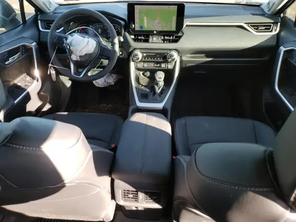 2T3A1RFV5RC471628 2024 TOYOTA RAV 4 - Image 8