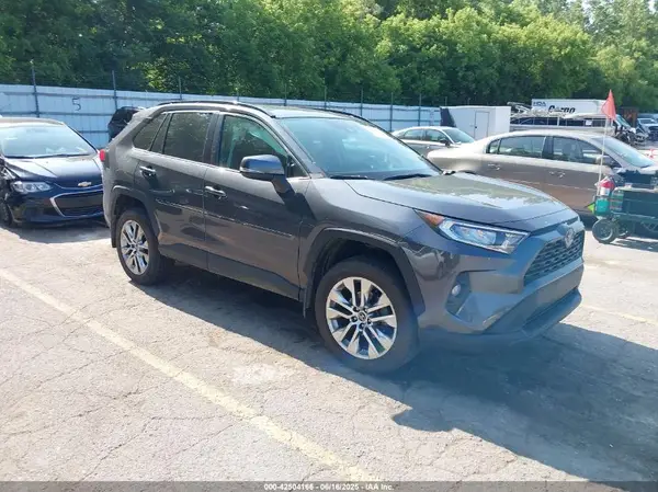 2T3A1RFV6LC128169 2020 TOYOTA RAV 4 - Image 1