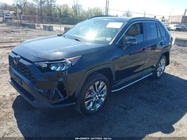 2T3A1RFV6MC236809 2021 TOYOTA RAV 4 - Image 2
