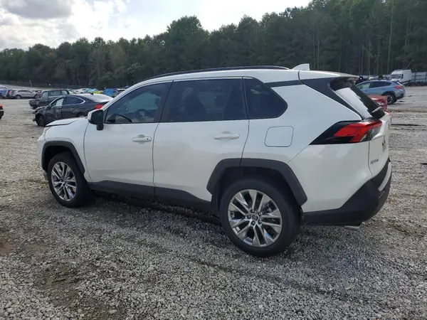 2T3A1RFV6MW142184 2021 TOYOTA RAV 4 - Image 2