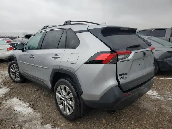 2T3A1RFV6NC285283 2022 TOYOTA RAV 4 - Image 2