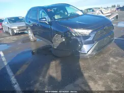 2T3A1RFV6NW329040 2022 TOYOTA RAV 4