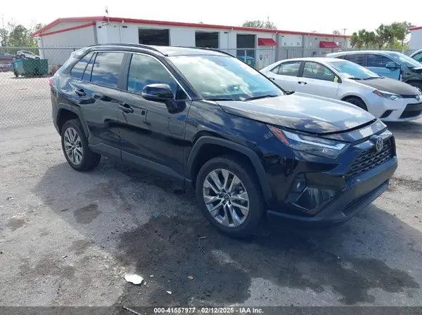 2T3A1RFV6PC375648 2023 TOYOTA RAV 4 - Image 1