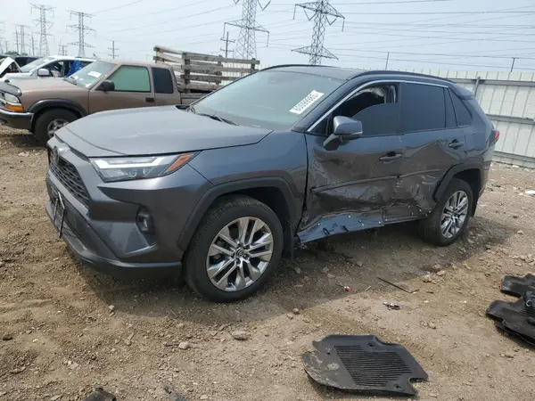 2T3A1RFV6PC380588 2023 TOYOTA RAV 4 - Image 1