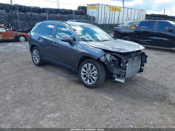 2T3A1RFV6RC443692 2024 TOYOTA RAV 4 - Image 1