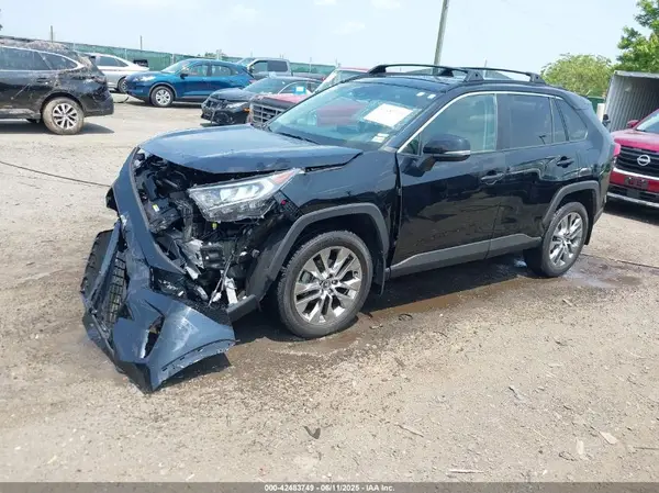 2T3A1RFV7LW086948 2020 TOYOTA RAV 4 - Image 2