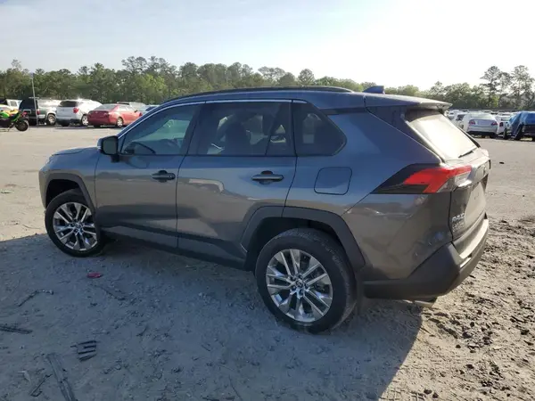 2T3A1RFV7MC207416 2021 TOYOTA RAV 4 - Image 2