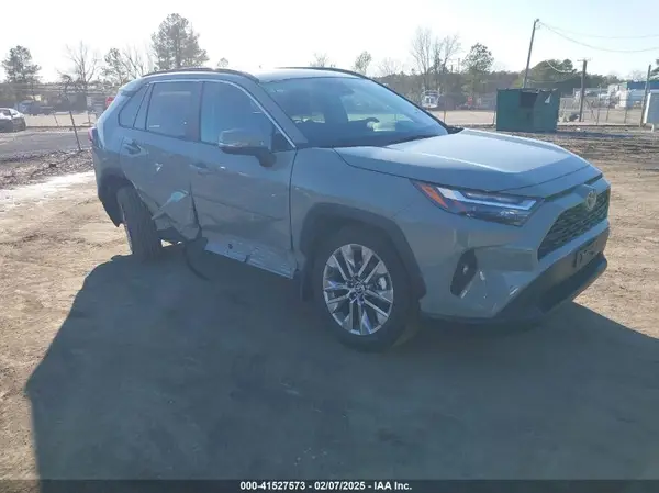 2T3A1RFV7PW393090 2023 TOYOTA RAV 4 - Image 1