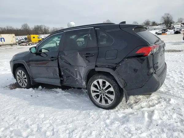 2T3A1RFV8KC030761 2019 TOYOTA RAV 4 - Image 2