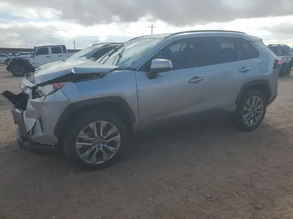 2T3A1RFV8KW079909 2019 TOYOTA RAV 4 - Image 1