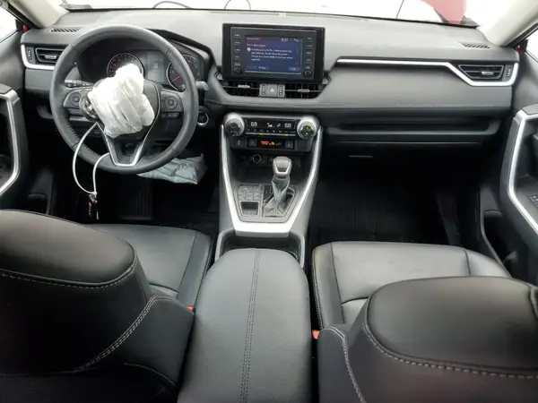 2T3A1RFV8KW082695 2019 TOYOTA RAV 4 - Image 8