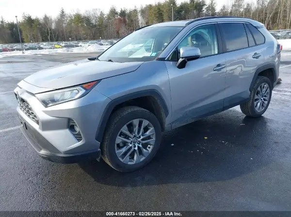 2T3A1RFV8MC251120 2021 TOYOTA RAV 4 - Image 2