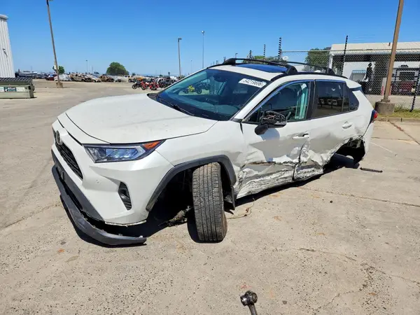 2T3A1RFV8MW141232 2021 TOYOTA RAV 4 - Image 1