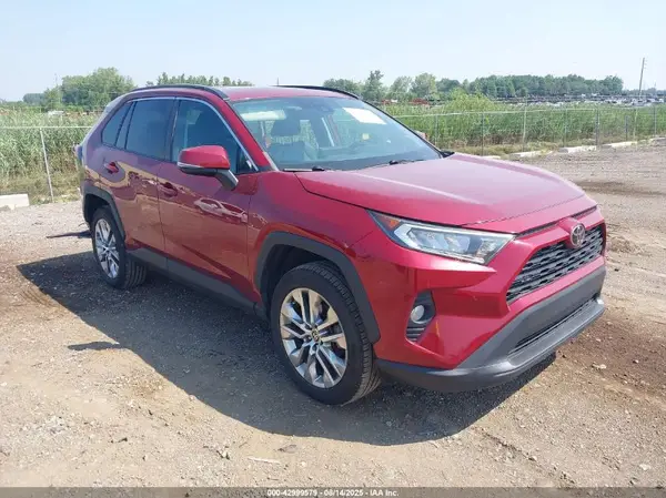2T3A1RFV8MW184002 2021 TOYOTA RAV 4 - Image 1