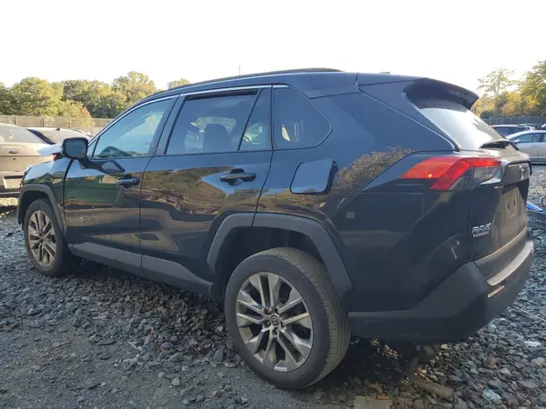 2T3A1RFV8MW193704 2021 TOYOTA RAV 4 - Image 2