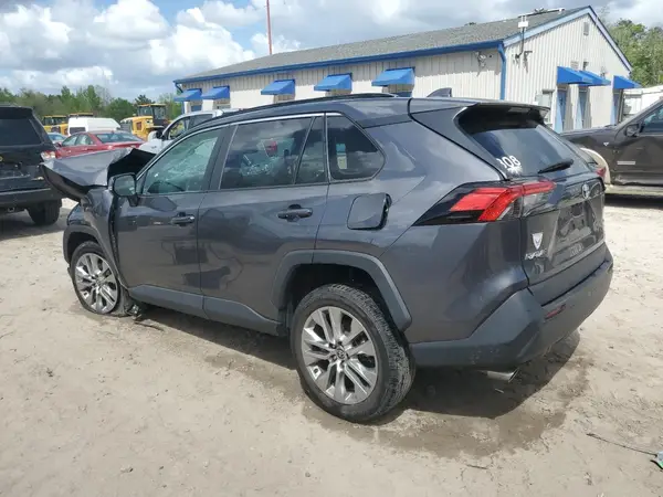 2T3A1RFV8NC306926 2022 TOYOTA RAV 4 - Image 2