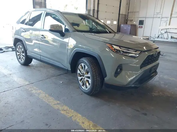 2T3A1RFV8NW266958 2022 TOYOTA RAV 4 - Image 1