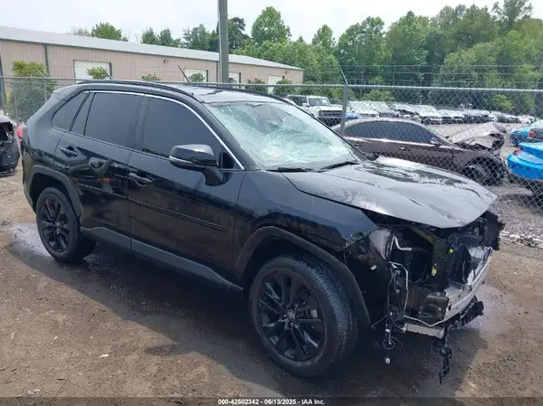 2T3A1RFV8NW269407 2022 TOYOTA RAV 4 - Image 1