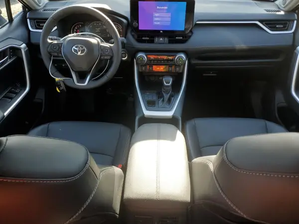 2T3A1RFV8RC437554 2024 TOYOTA RAV 4 - Image 8
