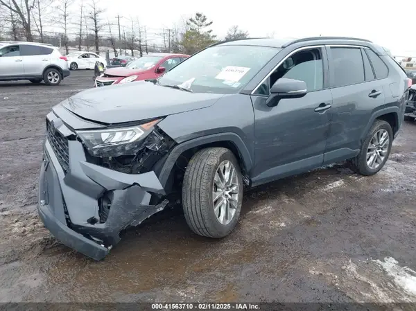 2T3A1RFV9KC025908 2019 TOYOTA RAV 4 - Image 2