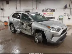 2T3A1RFV9KC048136 2019 TOYOTA RAV 4