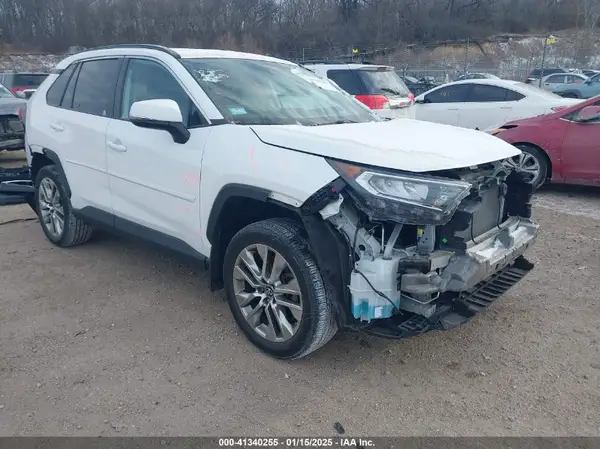 2T3A1RFV9KW045185 2019 TOYOTA RAV 4 - Image 1