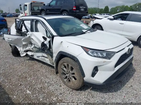 2T3A1RFV9LC069487 2020 TOYOTA RAV 4 - Image 1